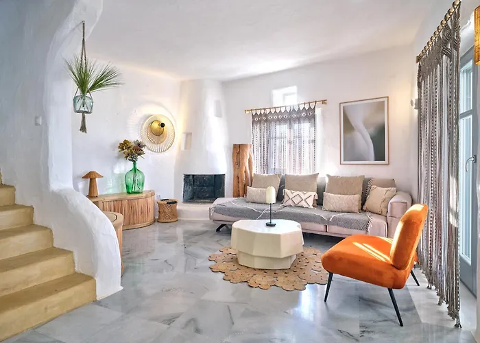 Luxury Mia With Pool And Amazing Sea Views, Páros