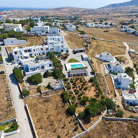 Villa Luxury Mia With Pool And Amazing Sea Views, Márpissa