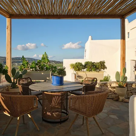 Villa Luxury Mia With Pool And Amazing Sea Views, Paros